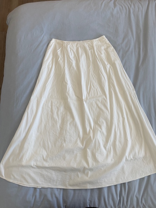 Reformation Dresses & Skirts - Reformation white skirt